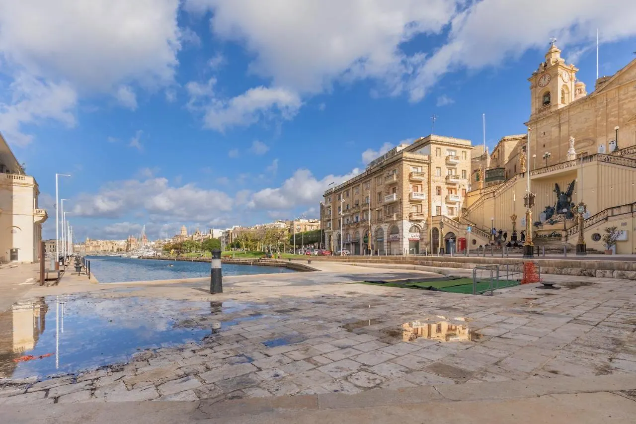 Bormla - Comfortable Two Bedroom Apartment Cospicua