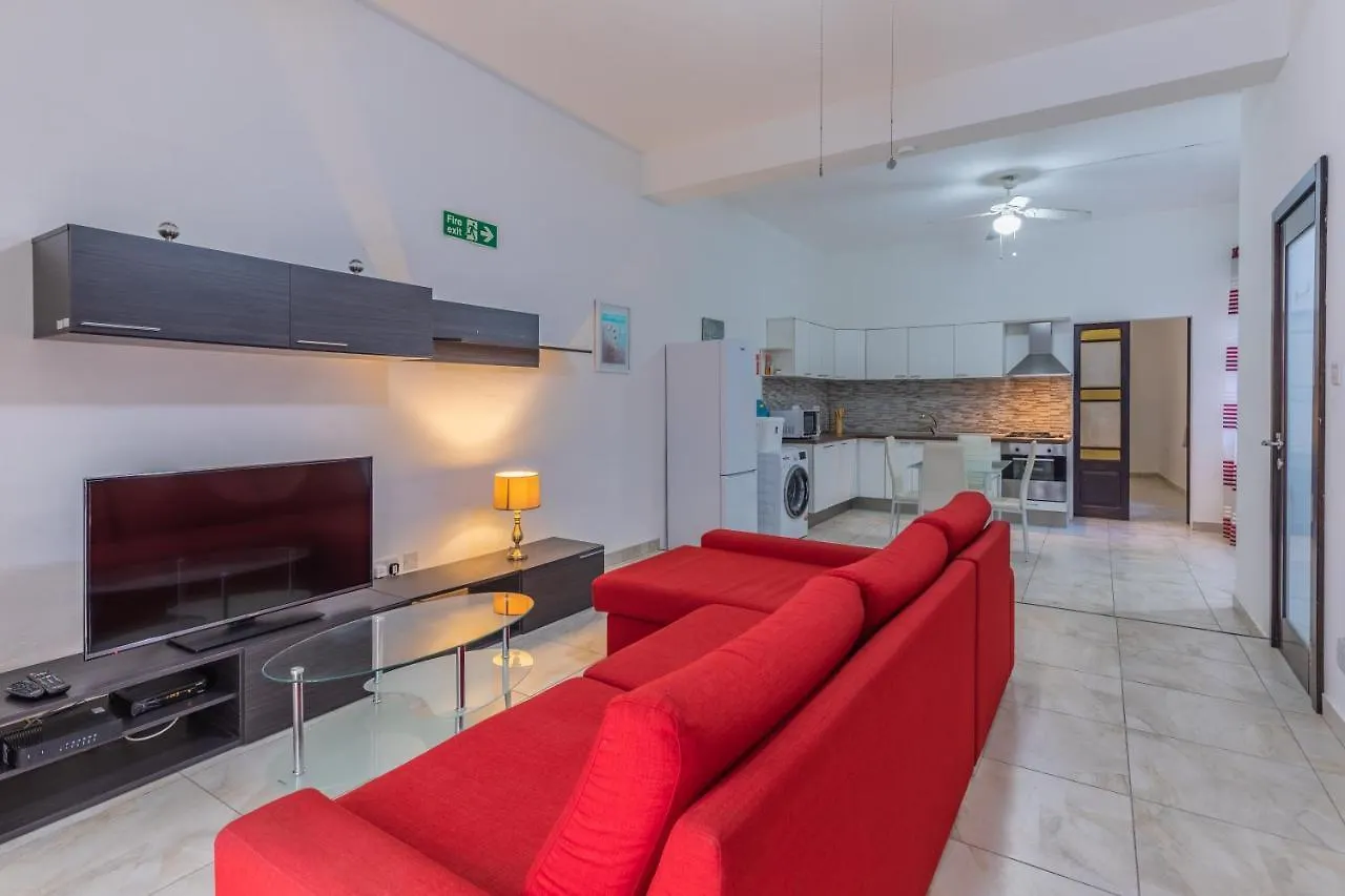 Bormla - Comfortable Two Bedroom Apartment Cospicua